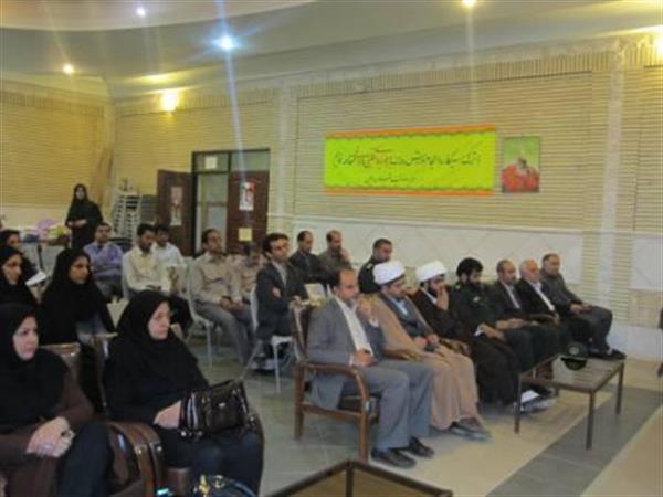 مراسم گرامیداشت روز زن در شبکه بهداشت و درمان شهرستان هرسین برگزار شد