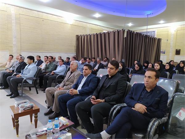 برگزاری مراسم گرامیداشت هفته دفاع مقدس در شبکه بهداشت و درمان شهرستان هرسین