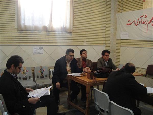 برگزاری کارگاه یکروزه سلامت میانسالان ویژه پزشکان شاغل در مرکز بهداشت شهرستان هرسین